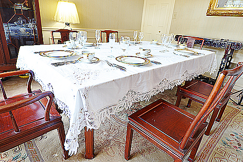 Battenburg Lace Tablecloth 65" x 100" With 12 napkin. White - Click Image to Close